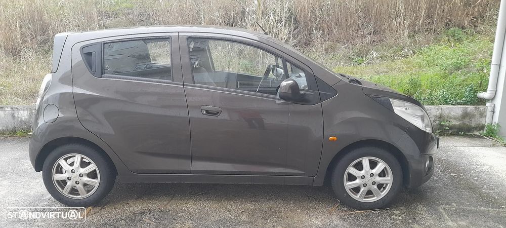 Chevrolet Spark 1.0 LS Bi-Fuel - 8