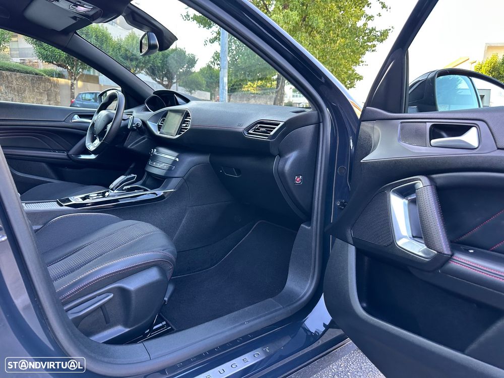 Peugeot 308 1.5 BlueHDi GT Line EAT8 - 44