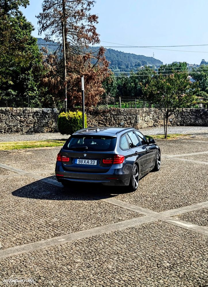 BMW 320 d Pack M - 23