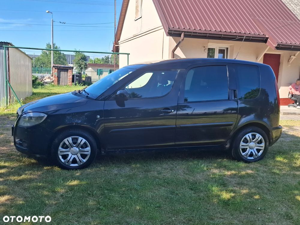 Skoda Roomster 2006 photo 2