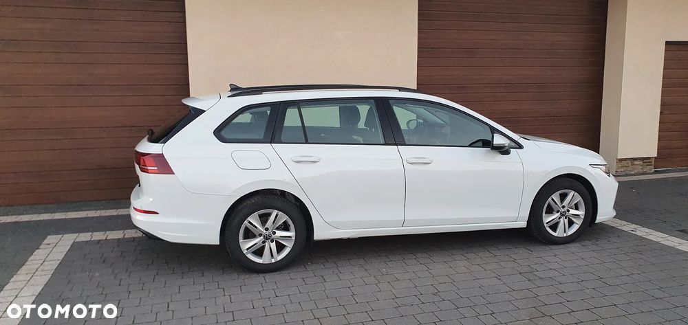 Volkswagen Golf - 3