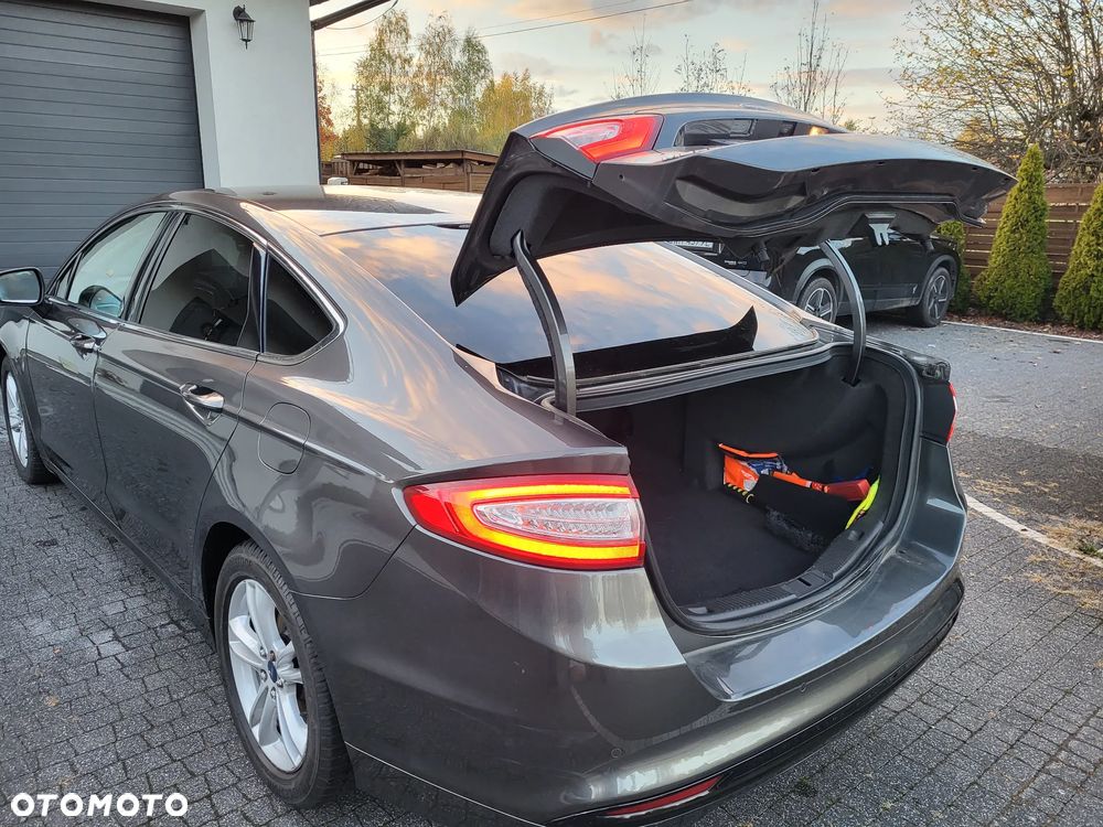 Ford Mondeo 2.0 TDCi Titanium - 10