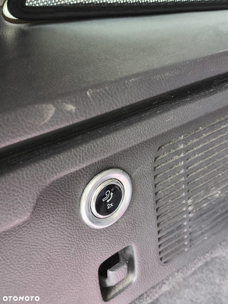 Ford Mondeo 2.0 TDCi Titanium PowerShift - 9
