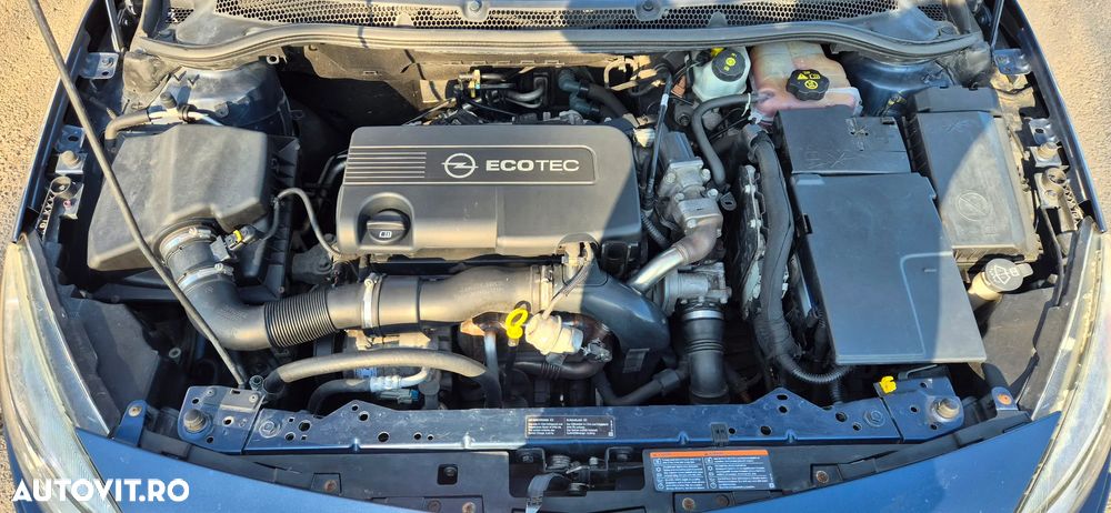 Opel Astra 1.7 CDTI DPF Cosmo - 8