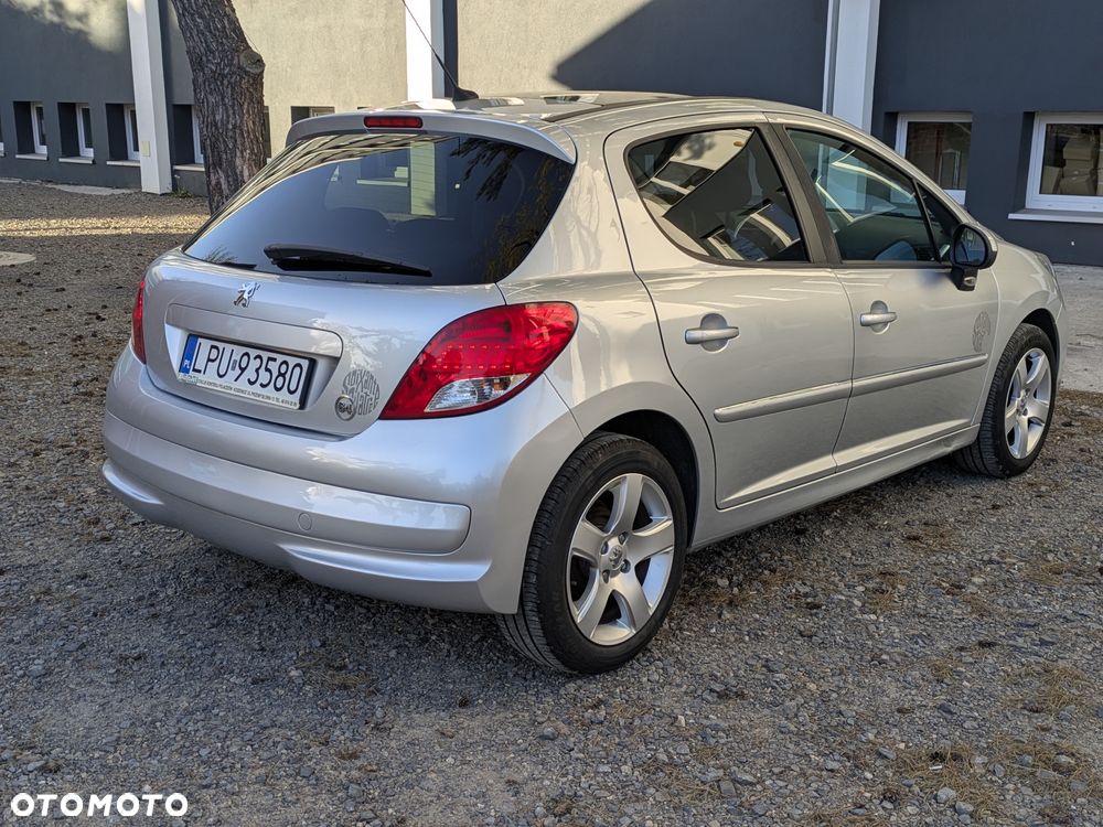 Peugeot 207 - 7
