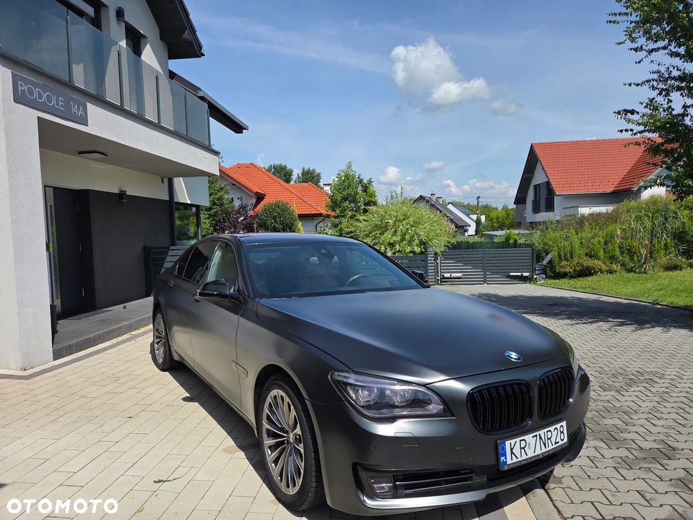 BMW Seria 7 740d xDrive - 4