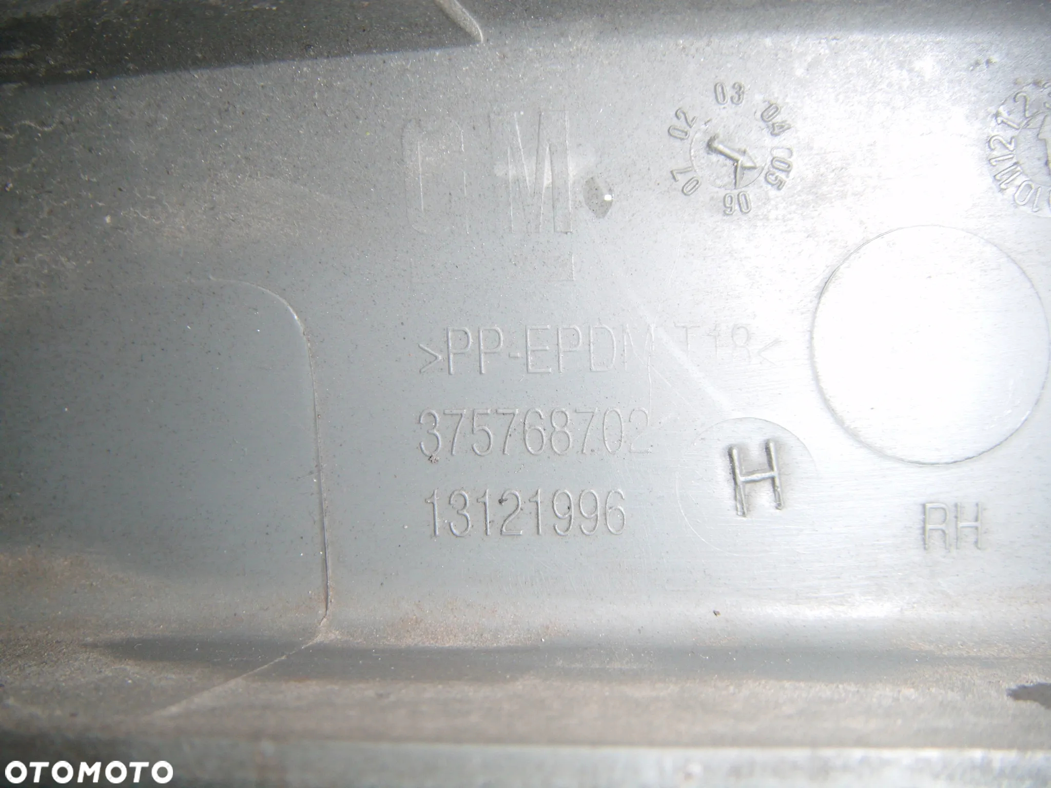 opel astra h listwa zderzaka prawy przód z20r 13121996 - 2