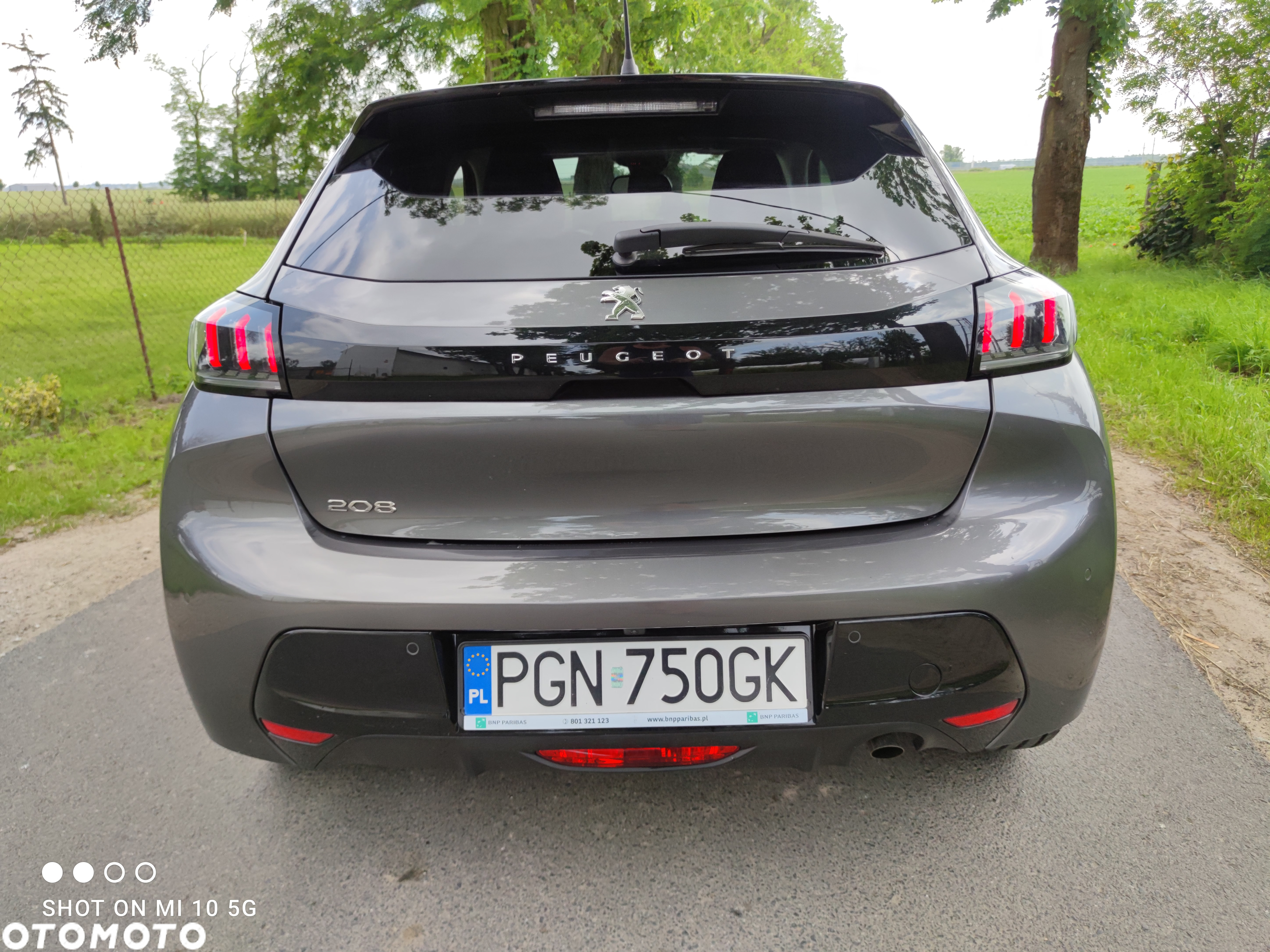 Peugeot 208 PureTech 100 Allure - 10