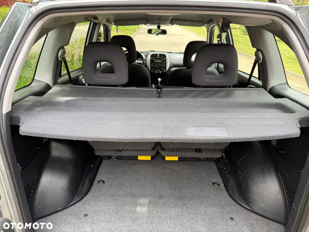 Toyota RAV4 - 18