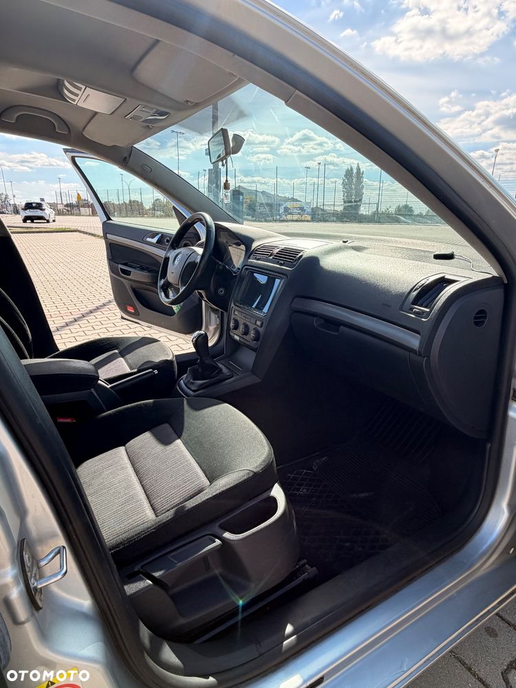 Skoda Octavia 2.0 TDI Ambiente - 8