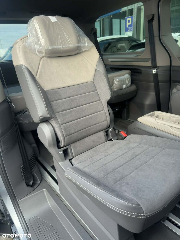 Volkswagen Multivan 2.0 TDI L2 Edition DSG - 20