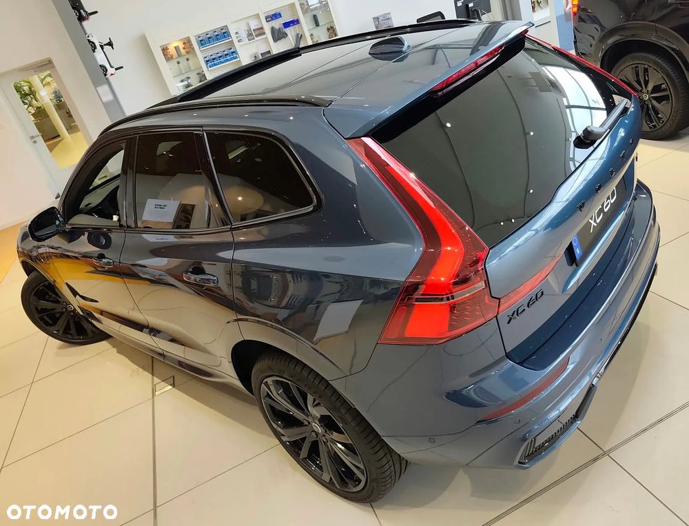 Volvo XC 60 T8 Plug-In Hybrid AWD Ultimate Black Edition - 13