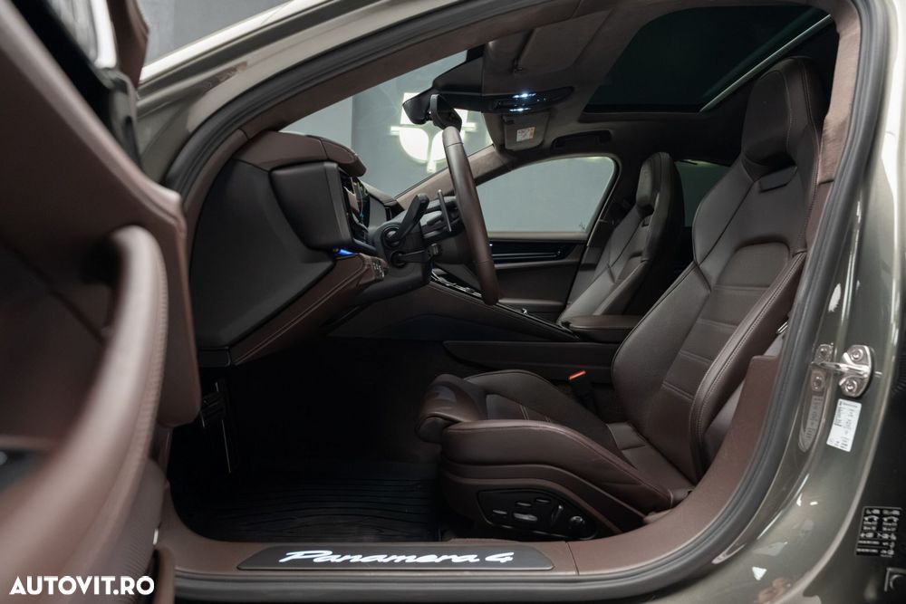 Porsche Panamera 4 - 11