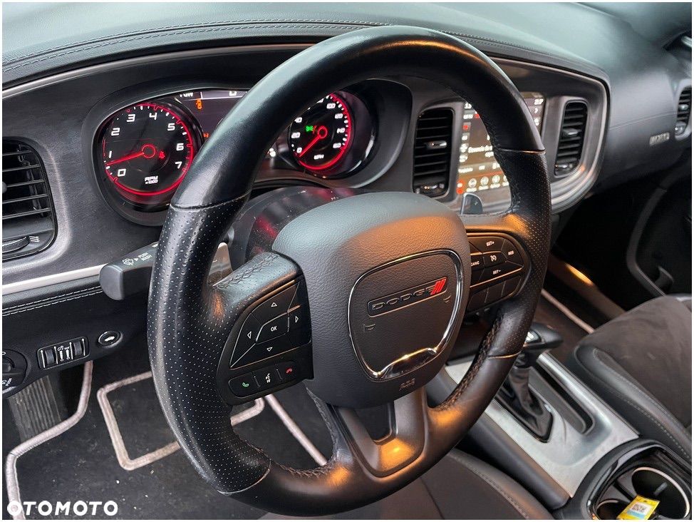 Dodge Charger 5.7 R/T Daytona - 25