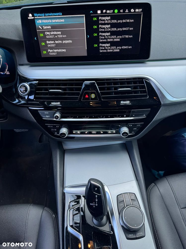 BMW Seria 5 520d xDrive mHEV Luxury Line sport - 13