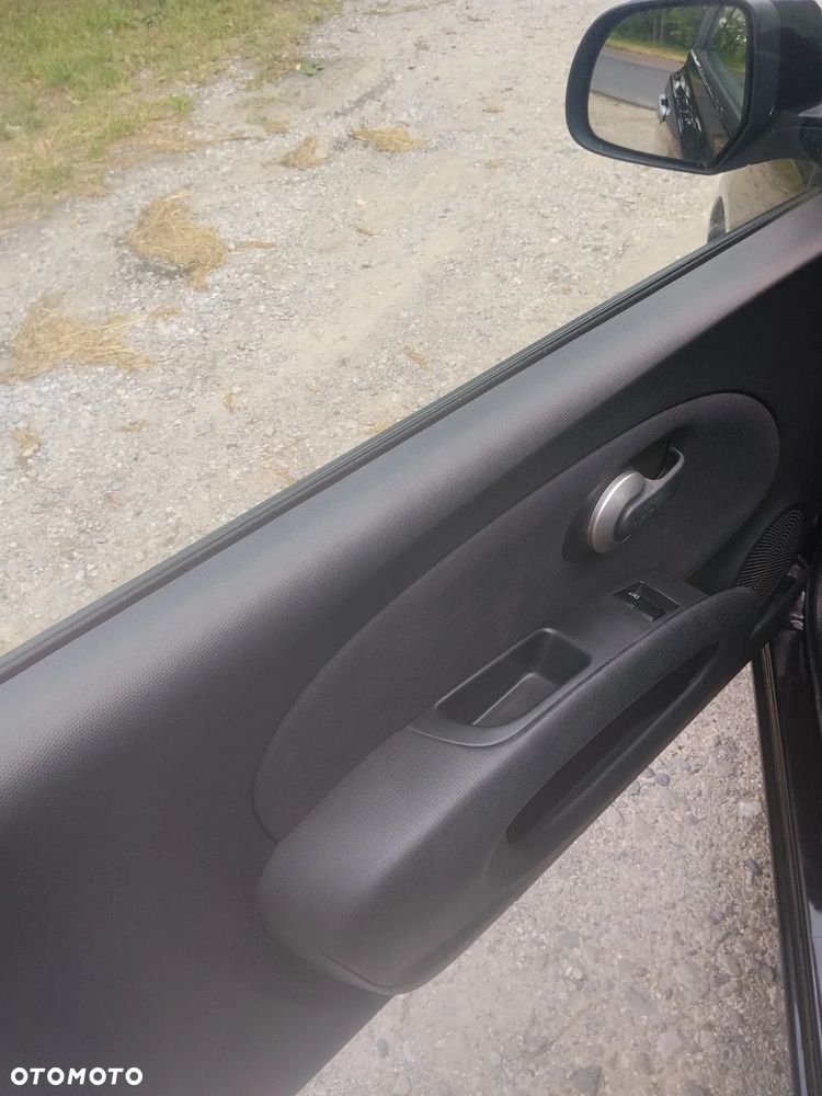 Nissan Micra - 19