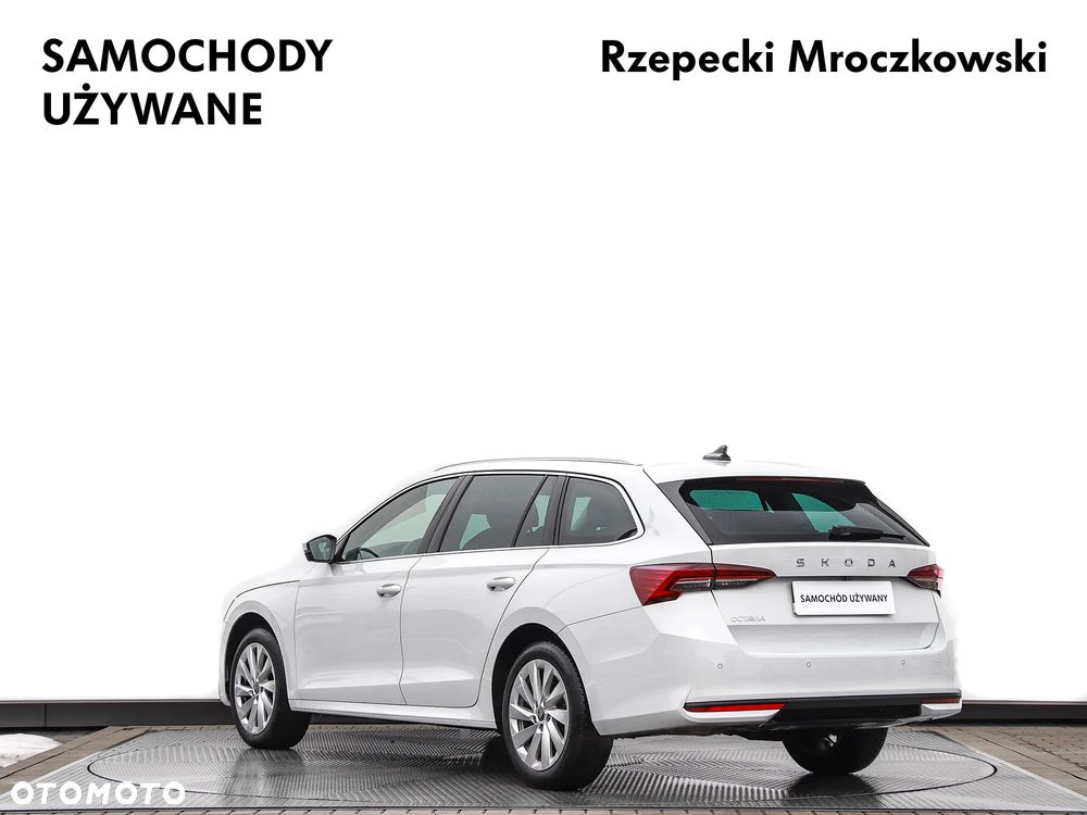 Skoda Octavia 2.0 TDI Selection DSG - 9