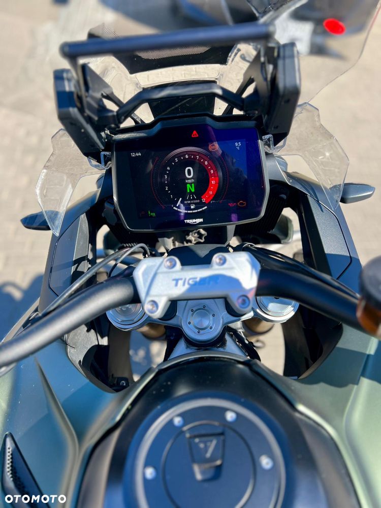 Triumph Tiger - 7