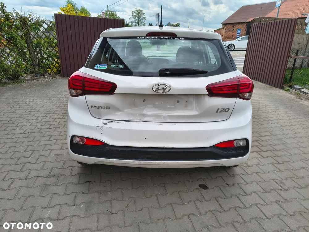 Hyundai i20 - 8