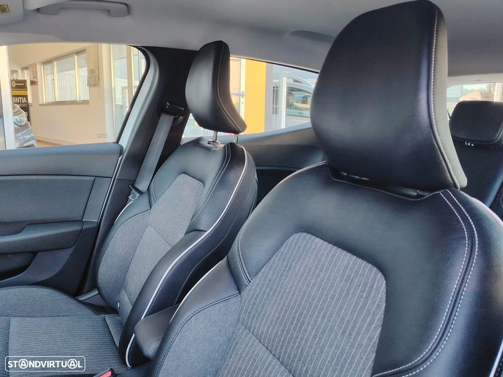 Renault Clio TCe 90 TECHNO - 22