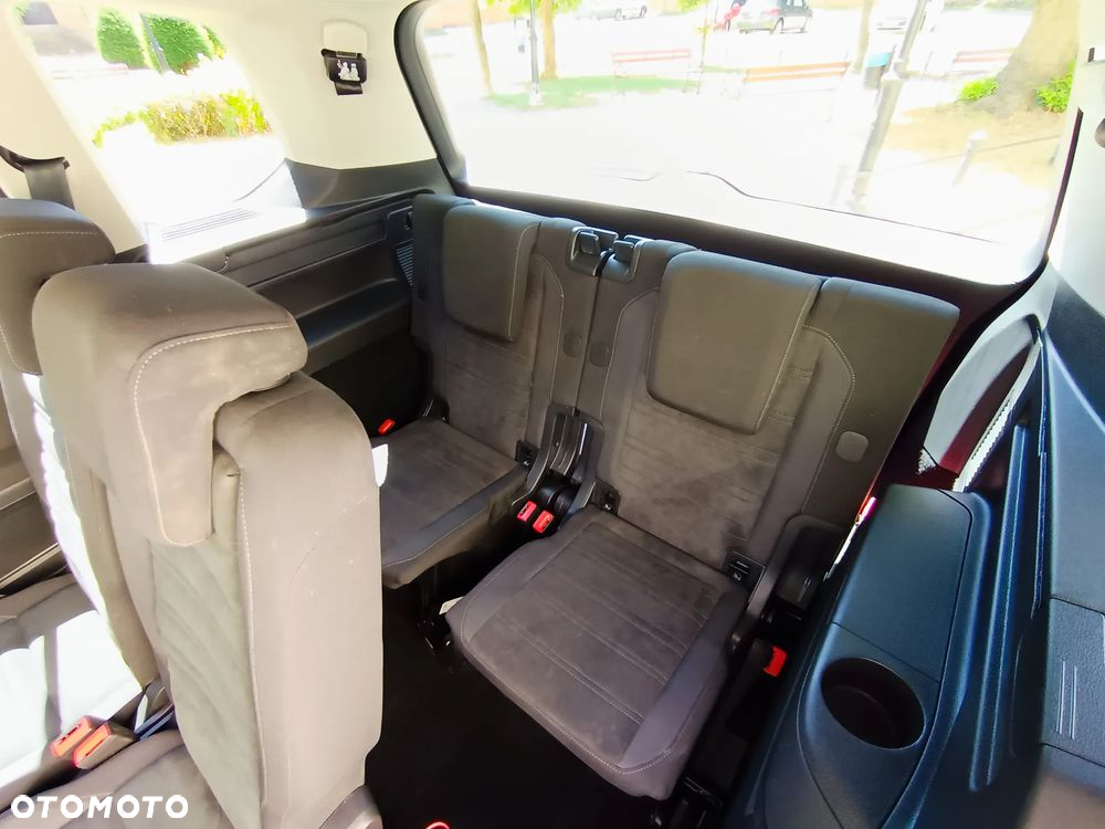 Volkswagen Touran 2.0 TDI BMT Highline DSG - 14