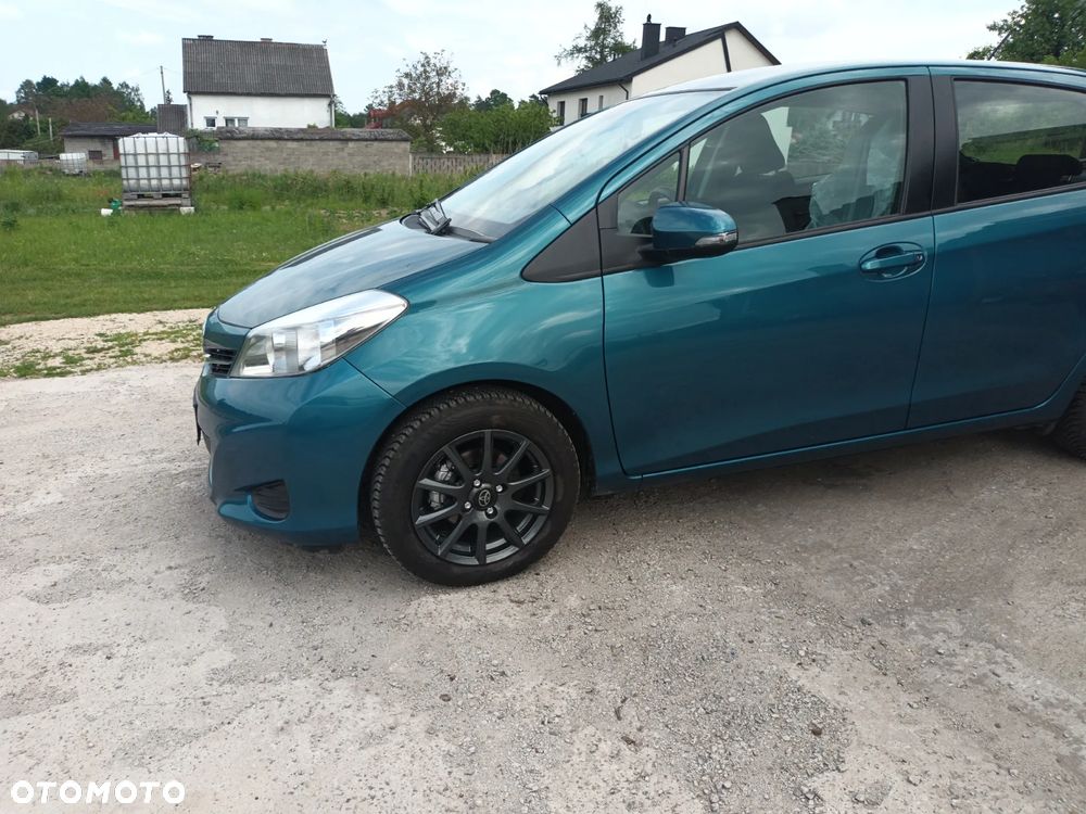 Toyota Yaris 1.33 VVT-i Executive - 9