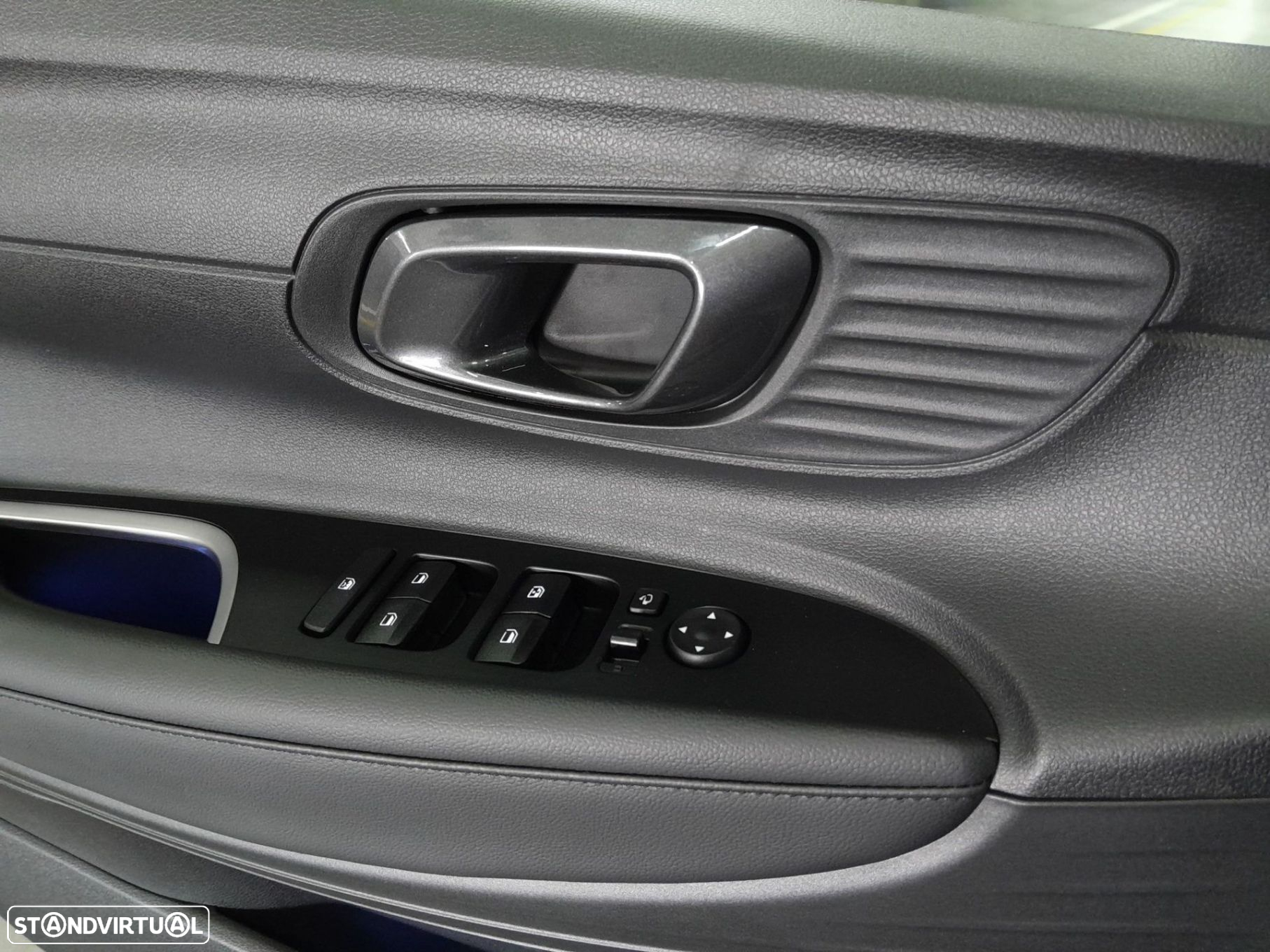 Hyundai Bayon 1.0 T-GDI Premium - 19