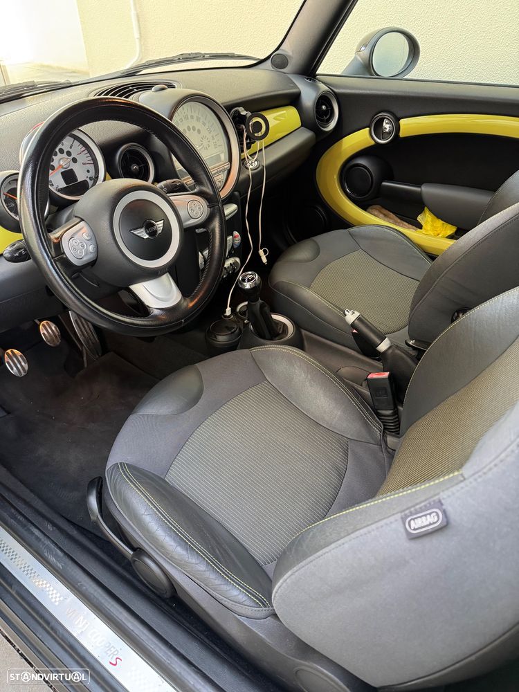 MINI Cabrio Cooper S - 9