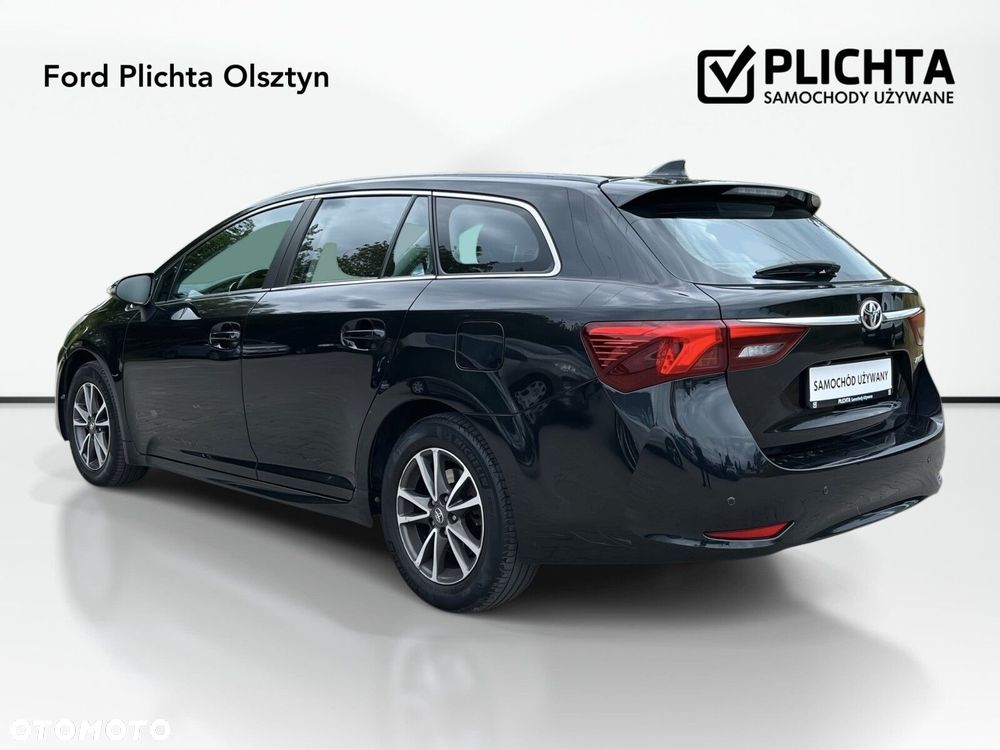 Toyota Avensis - 8
