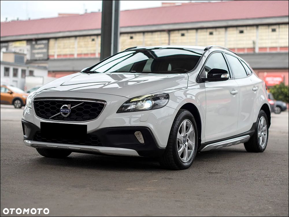 Volvo V40 Cross Country - 6