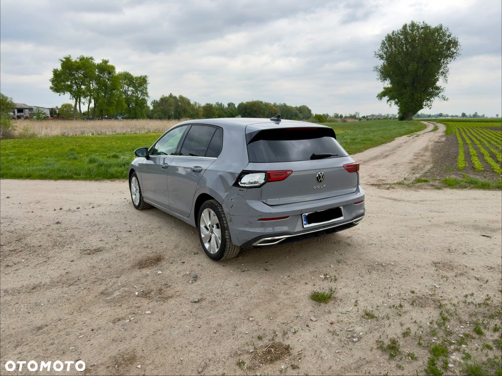 Volkswagen Golf 1.5 TSI BMT Highline - 10