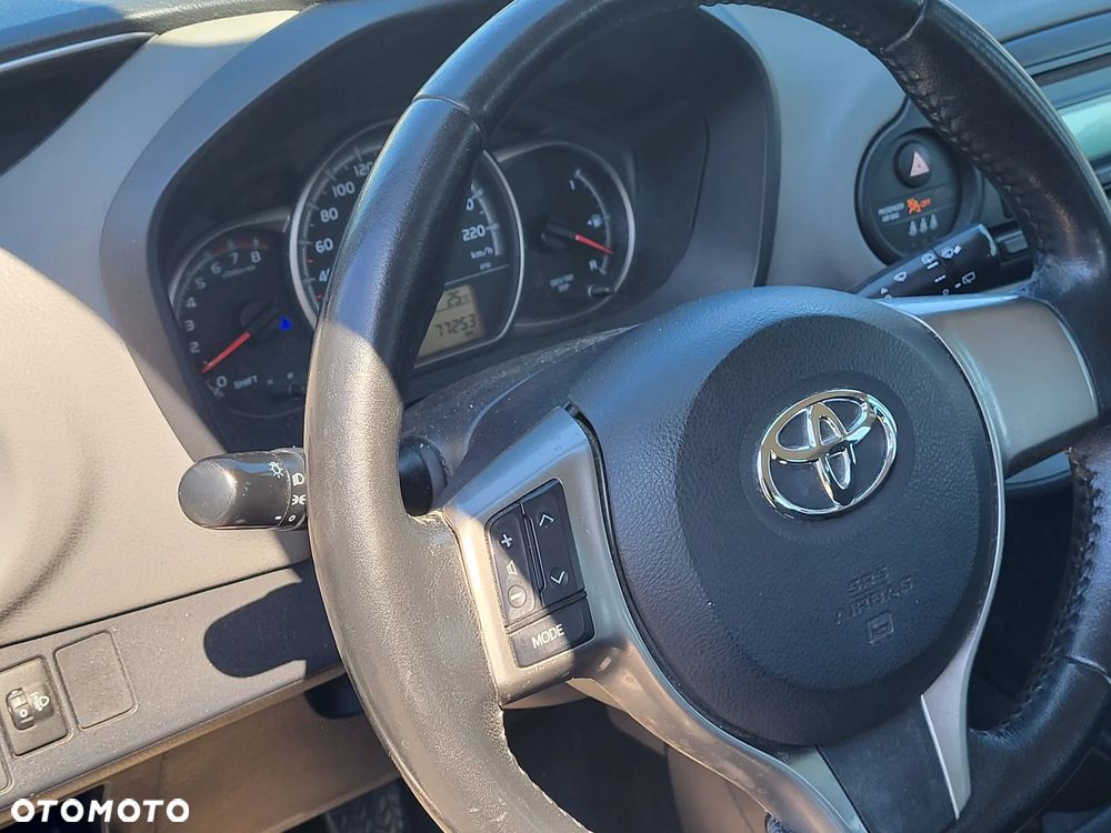 Toyota Yaris 1.33 Active - 3