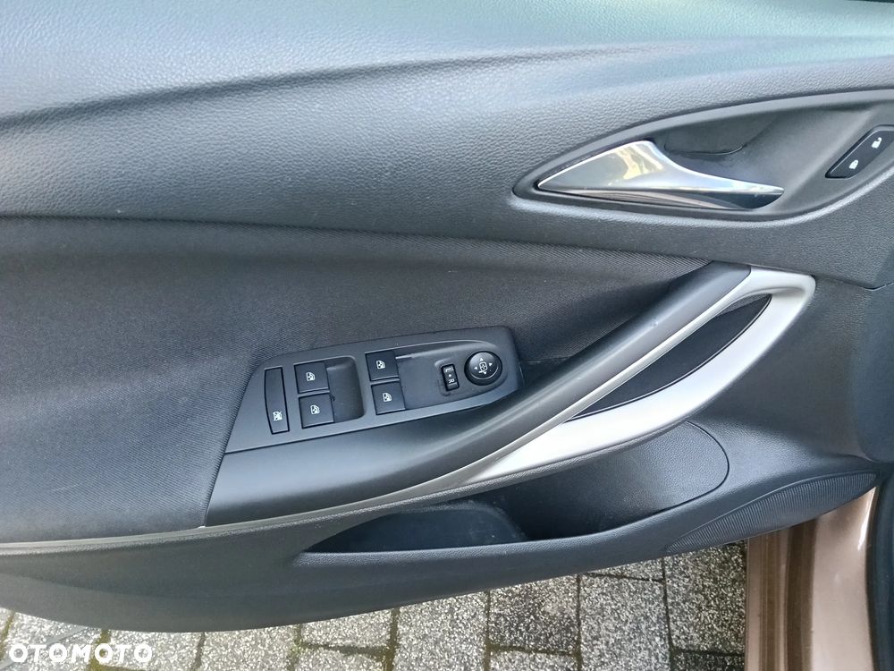 Opel Astra 1.6 CDTI DPF ecoFLEX Start/Stop Edition - 11