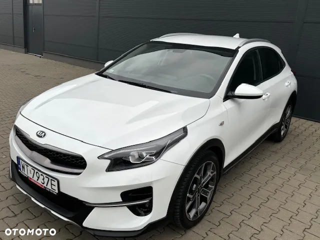 Kia XCeed - 27