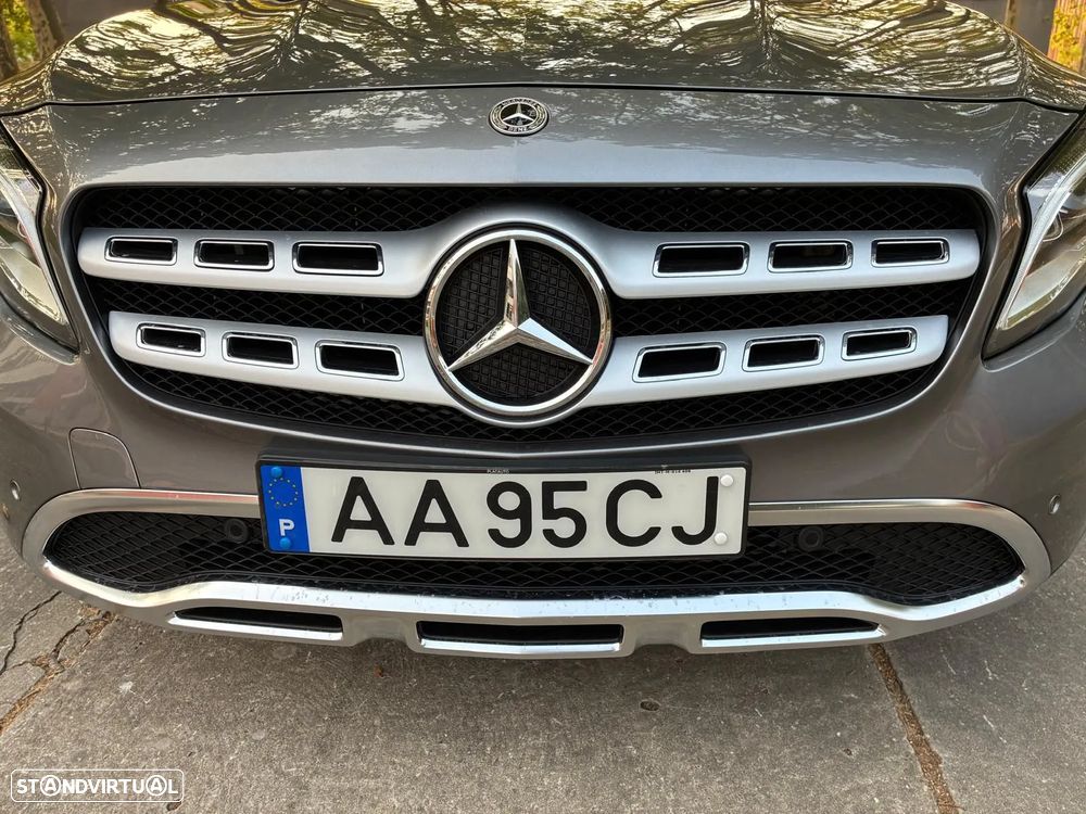 Mercedes-Benz GLA 250 4Matic 7G-DCT Style - 23