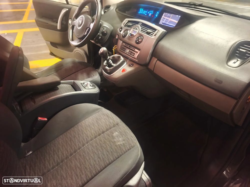 Renault Grand Scénic 1.5 dCi Dynamique S 7L. - 29