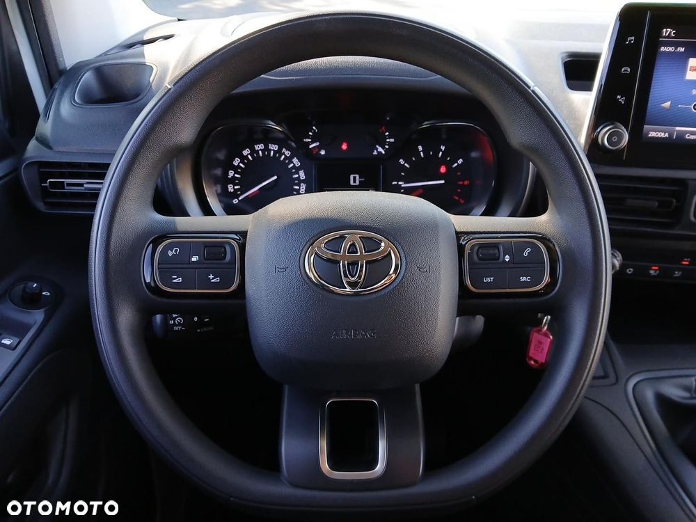 Toyota PROACE CITY - 24