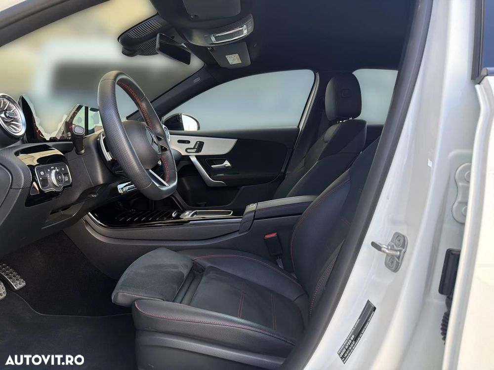 Mercedes-Benz A 200 Sedan MHEV 7G-DCT - 15