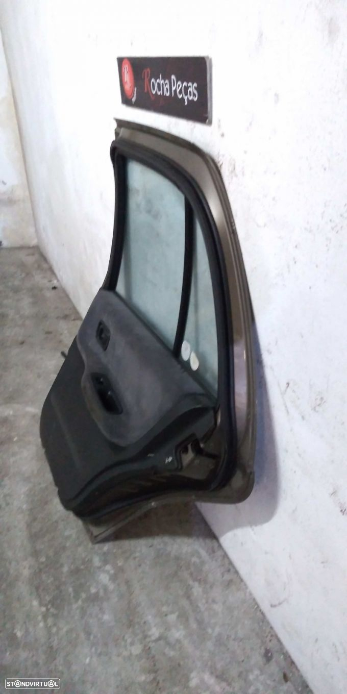 Porta Trás Dto Nissan Sunny Iii (N14) - 6