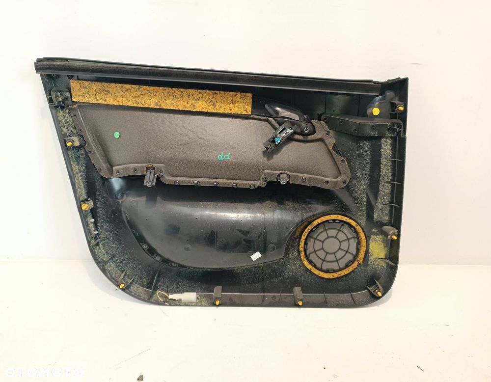 TAPICERKA BOCZEK DRZWI PRAWY PRZEDNI SKÓRA FIAT CROMA II - 2