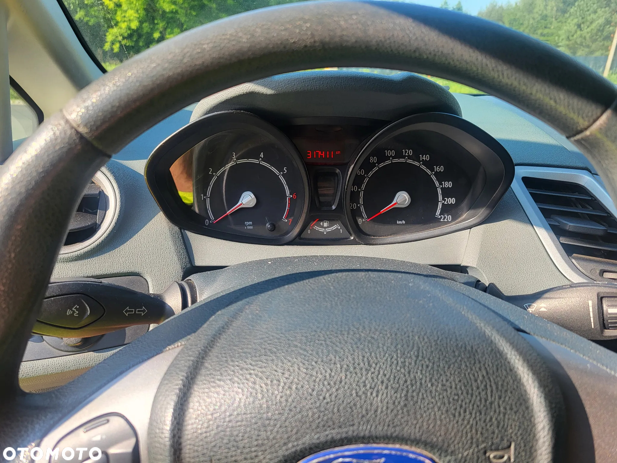 Ford Fiesta - 12
