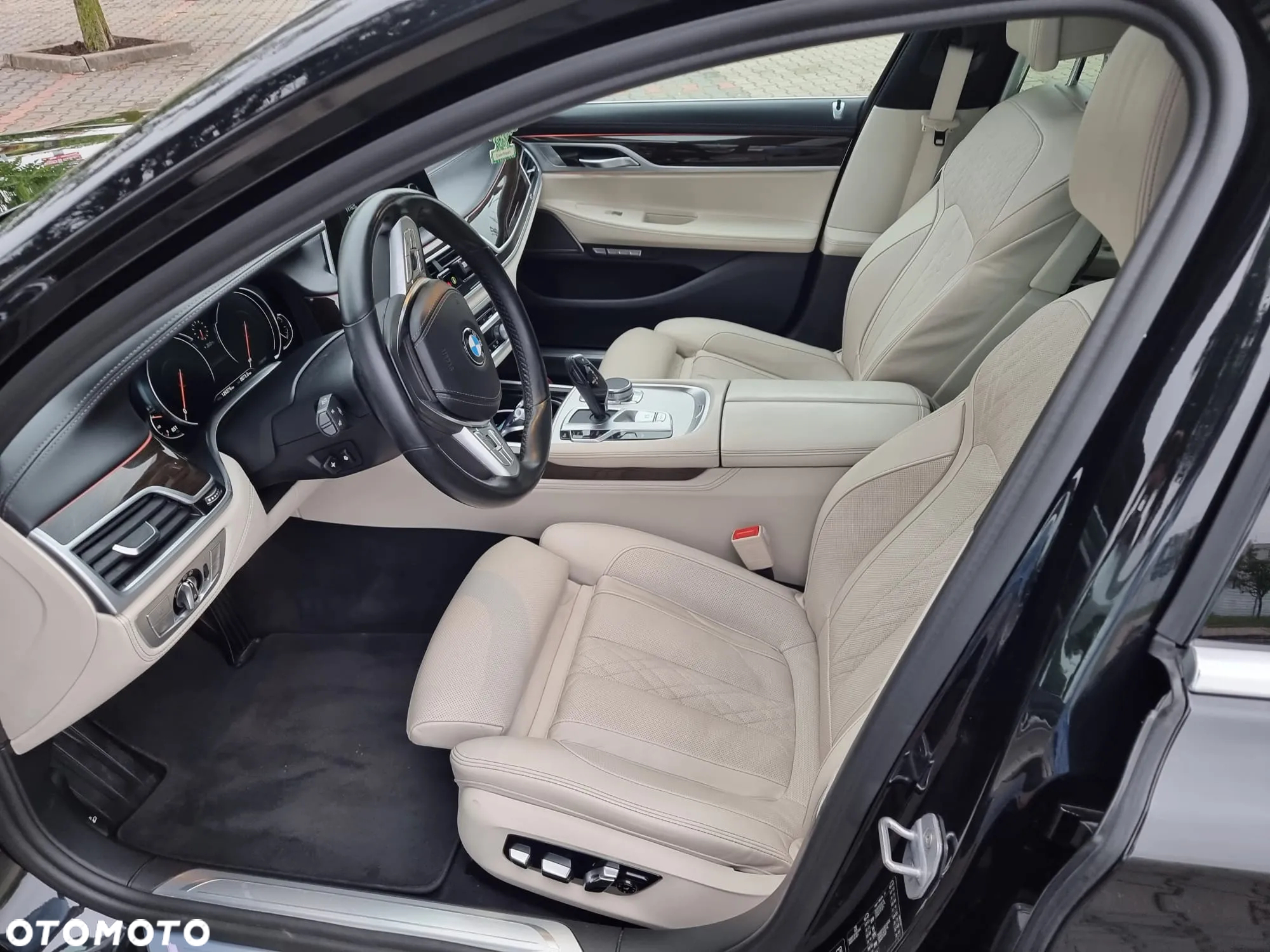 BMW Seria 7 750Ld xDrive - 2