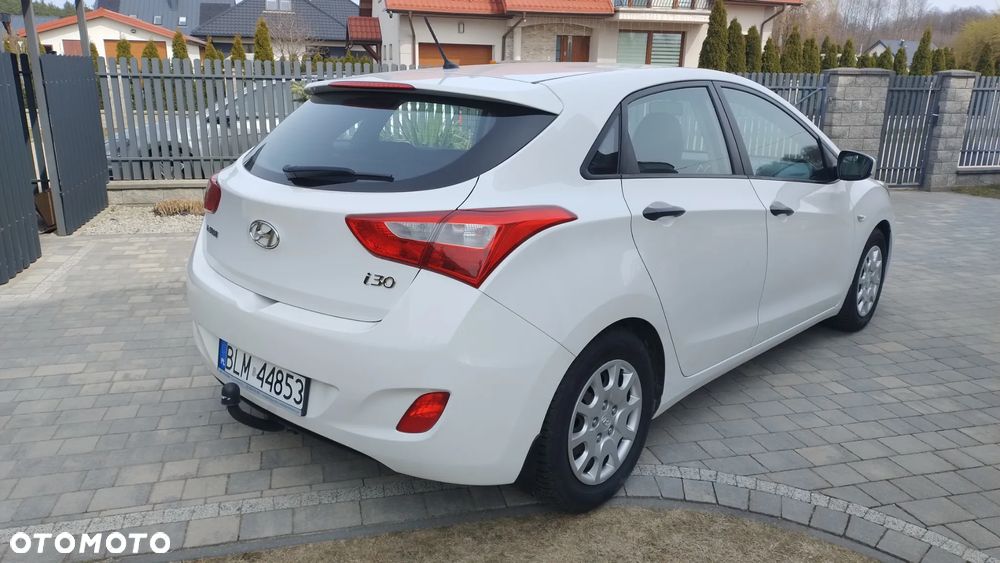 Hyundai i30 1.4 Comfort - 4