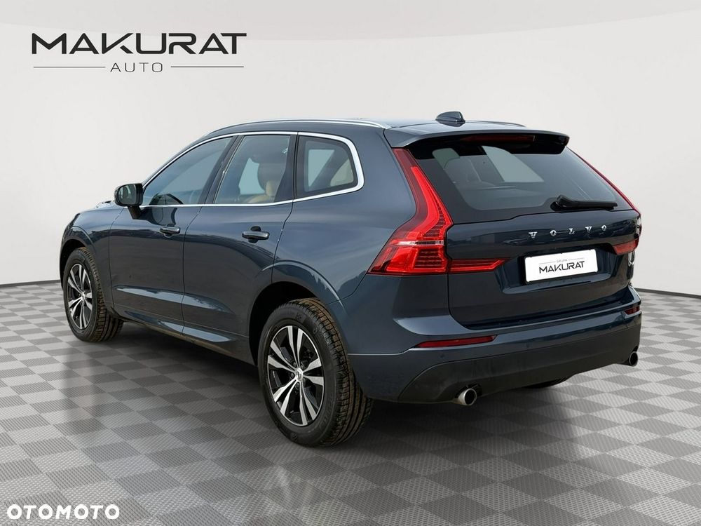 Volvo XC 60 T4 Momentum Pro - 4