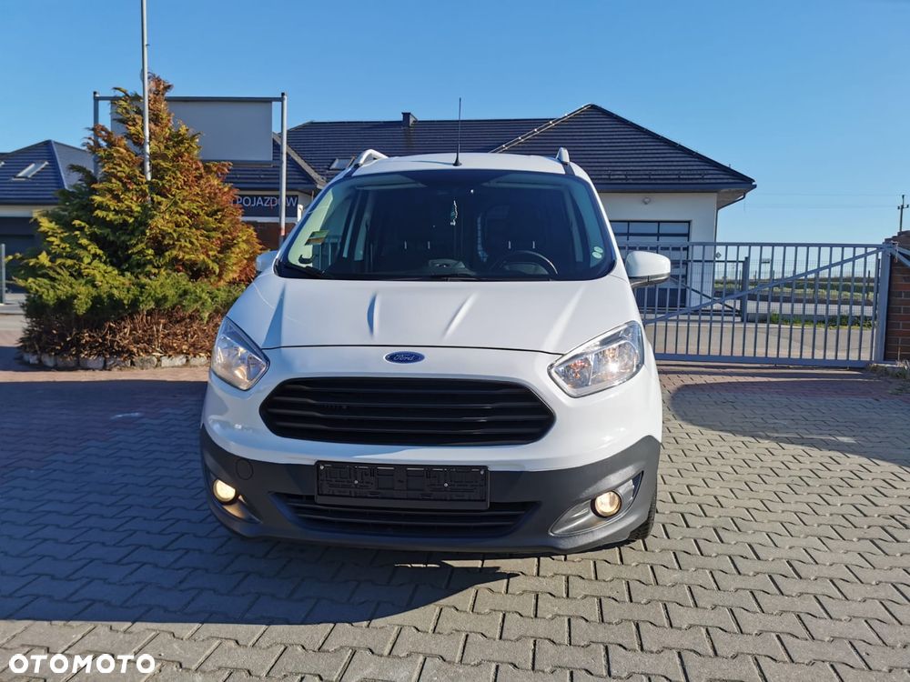 Ford Courier - 13