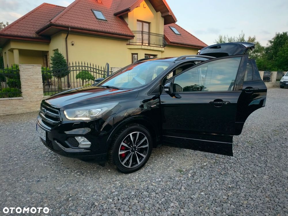 Ford Kuga - 17