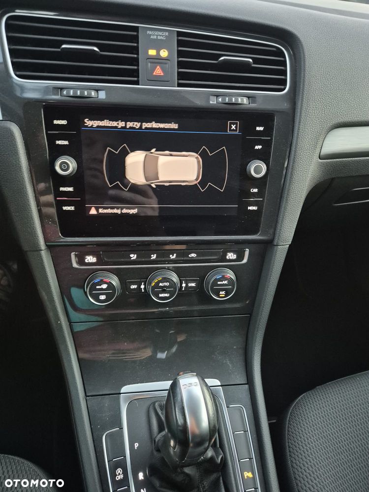 Volkswagen Golf 1.6 TDI BMT Highline DSG - 11