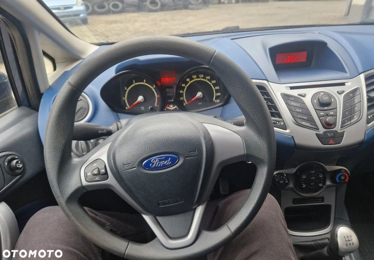 Ford Fiesta - 11