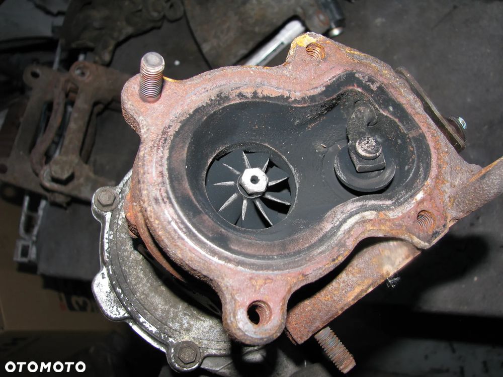 PRIMASTAR X83 TRAFIC II VIVARO SCENIC S40 V40 1.9D DCI TURBINA 7700105102C - 3