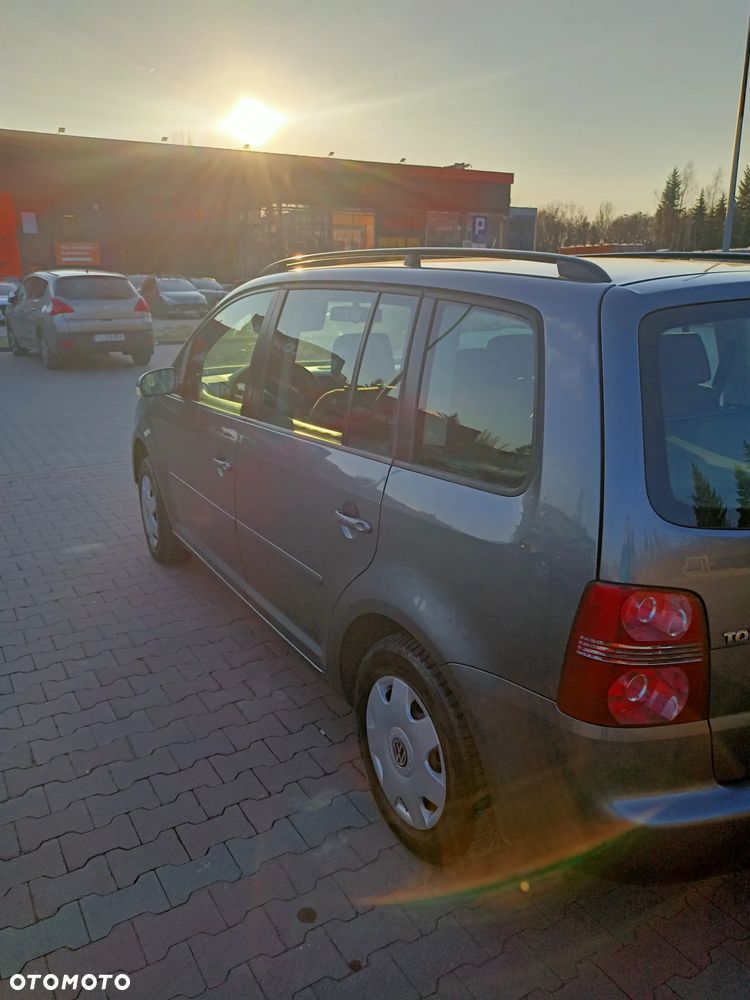 Volkswagen Touran 1.9 TDI - 6